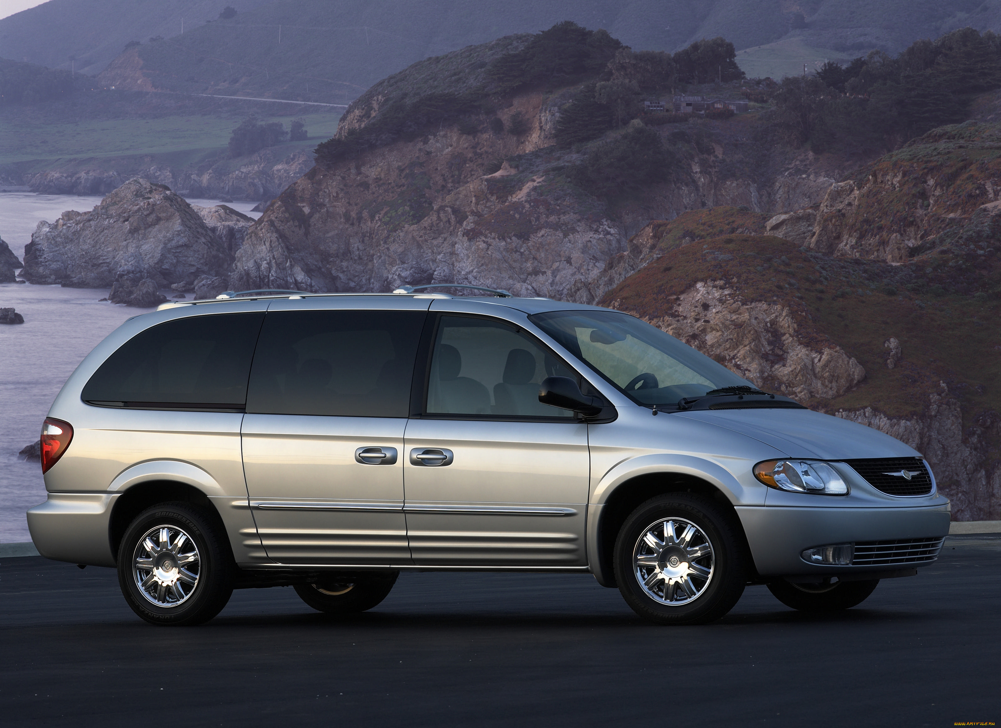 Chrysler town country 4